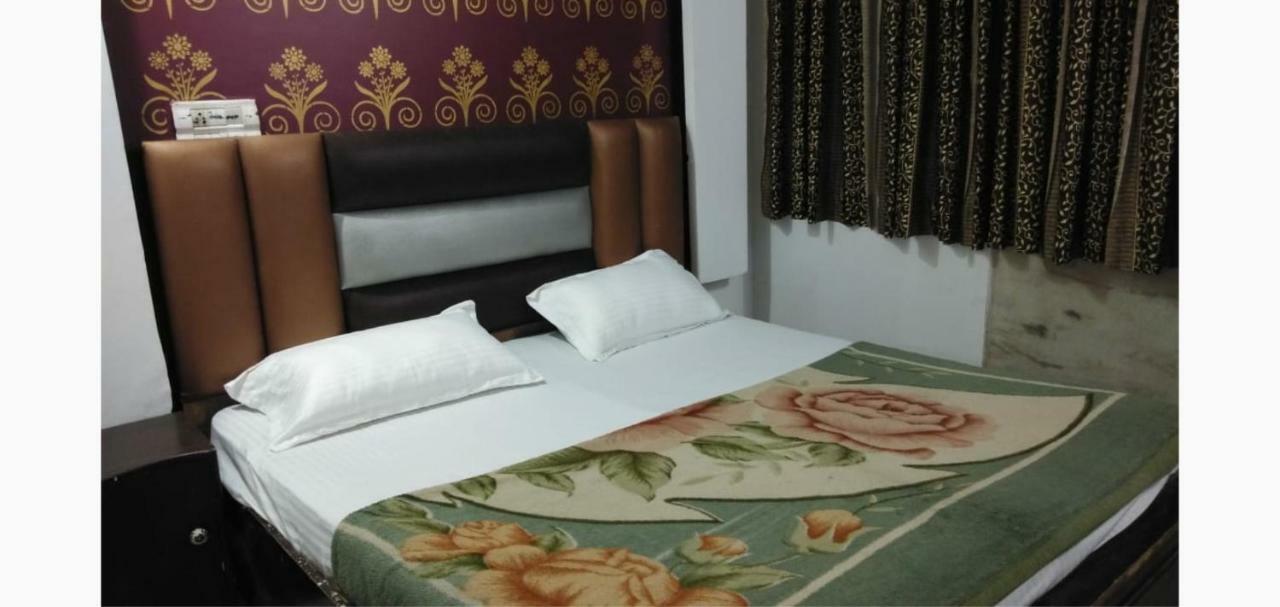 Hotel Euro International New Delhi Eksteriør bilde